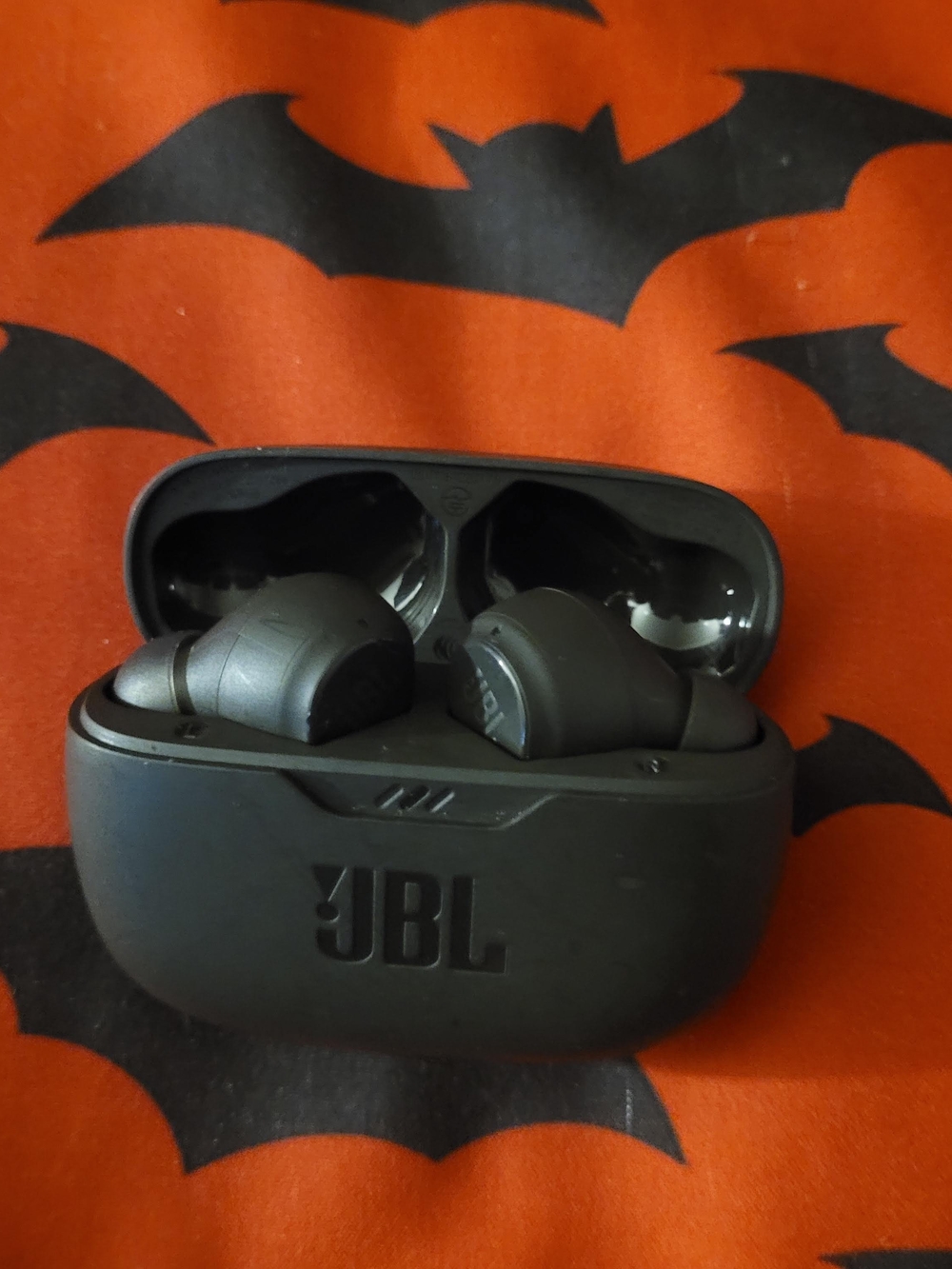 JBL True Wireless Earbuds in Black with Charging Case